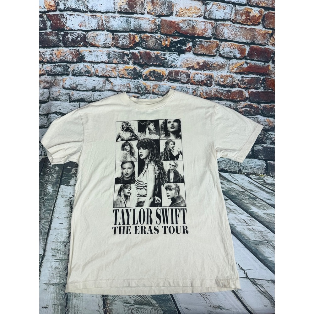 Taylor Swift The Eras Tour Concert Graphic T-Shirt Cream Size Medium Official